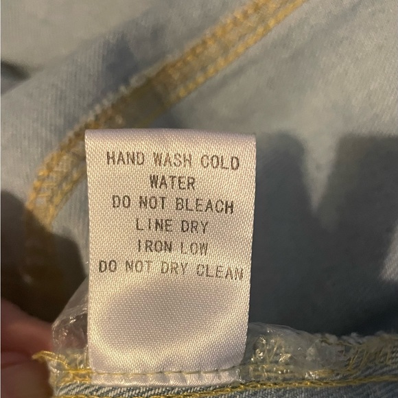 NWOT Button Up Denim Mini Skirt. Size Small. - Picture 7 of 7